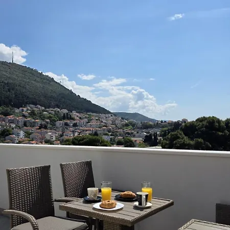 Apartment Penthouse Dijana - One Bedroom With Terrace Dubrovnik